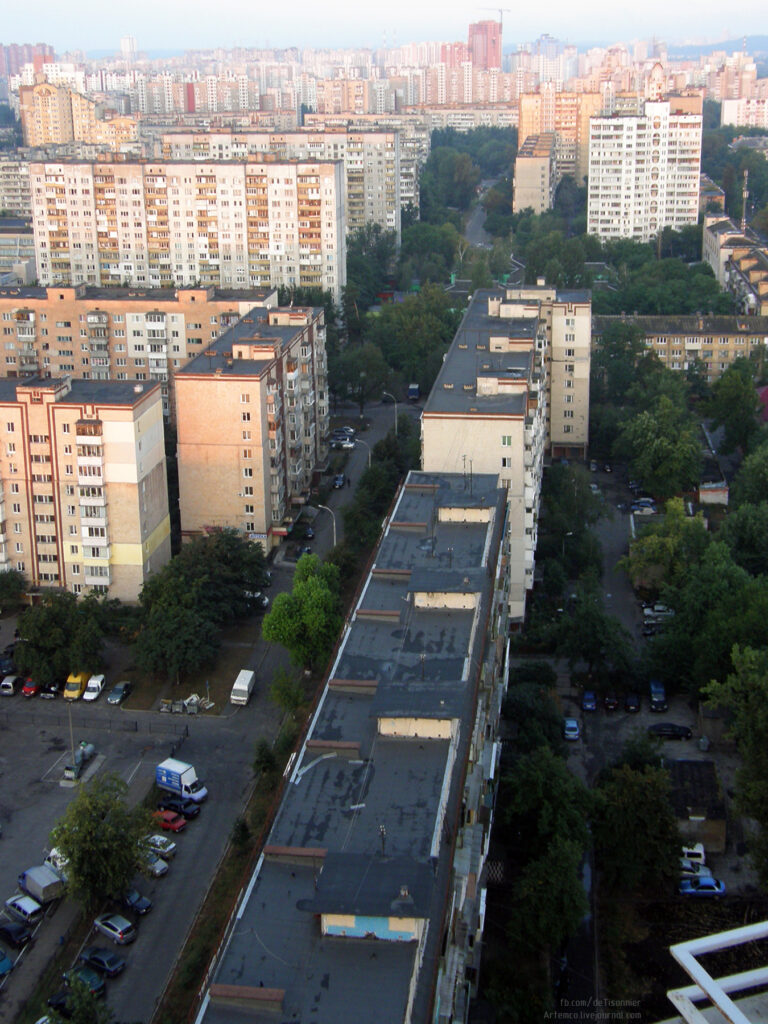 File:Улица Юрия Шевелёва.jpg