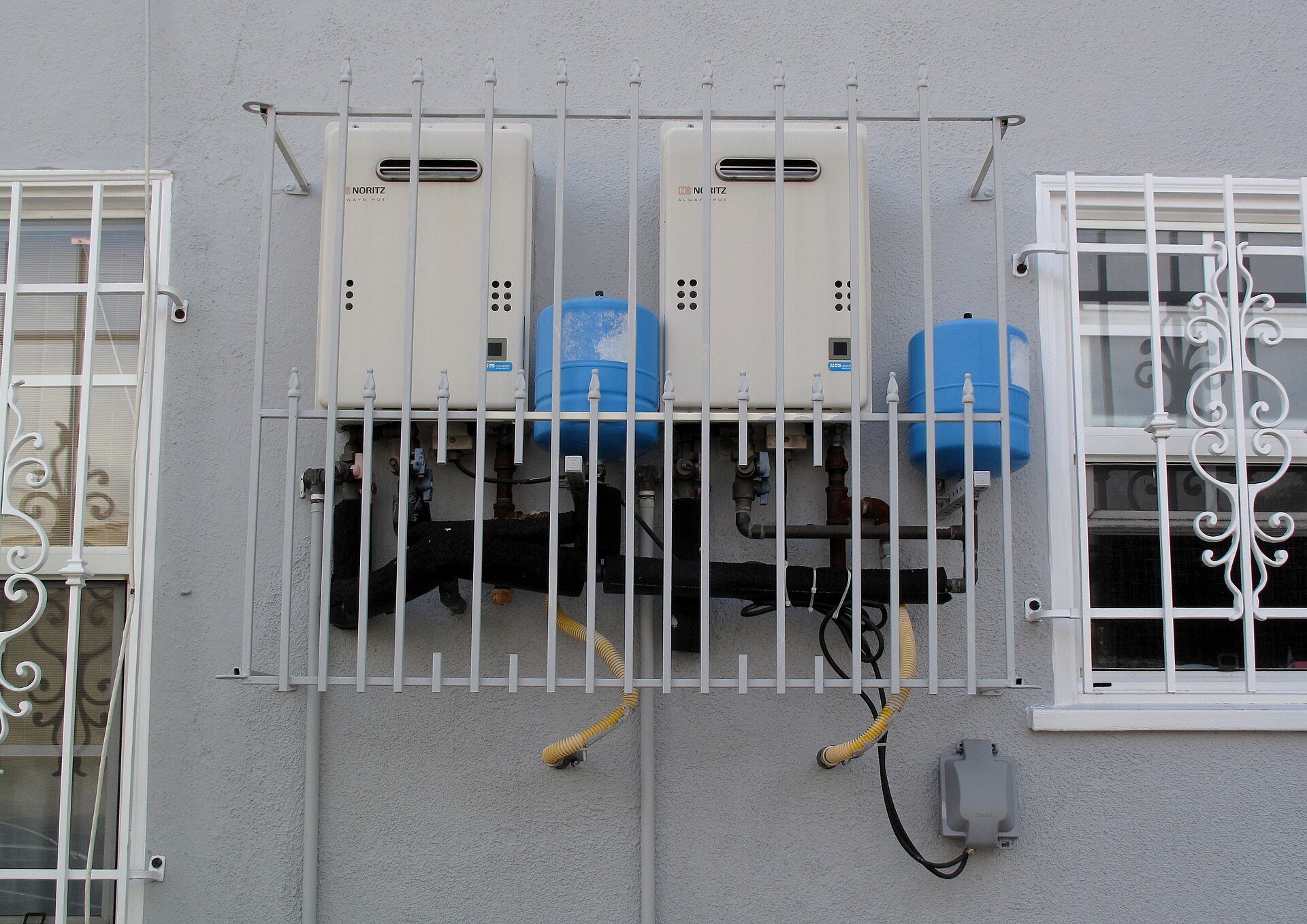 File:Tankless water heaters.jpg