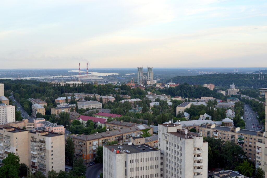 Забудова Звіринця — мікрорайон сталінок і панельних висоток у центральному Печерську