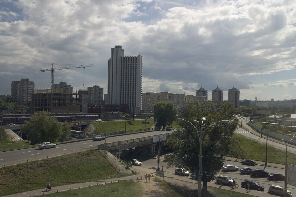 Дніпровський район Києва — виклик сантехніка