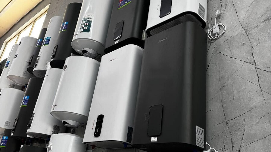 Як вибрати бойлер для квартири: типи, об’єм, потужність і безпечний монтаж